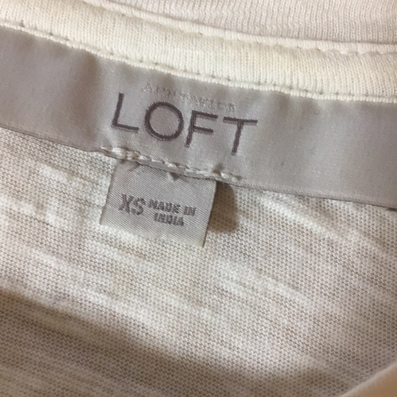 Loft, sequenced blouse . - Picture 3 of 3